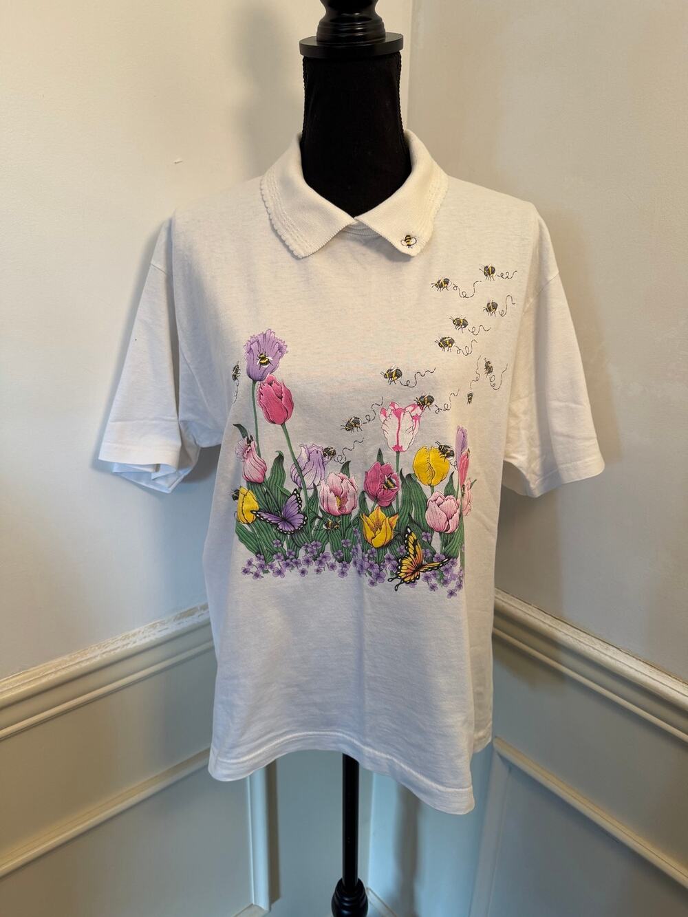 Vintage 90s Morning Sun Collared T-Shirt Floral Bees Cottagecore Whimsical